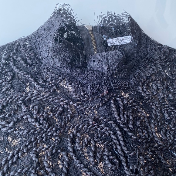 Zara black lace top - Picture 2 of 9